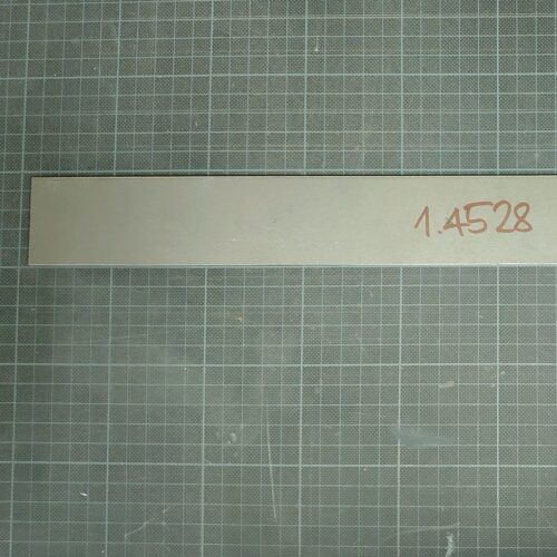 Flachstahl nicht rostend 1.4528 / X105CrCoMo18-2